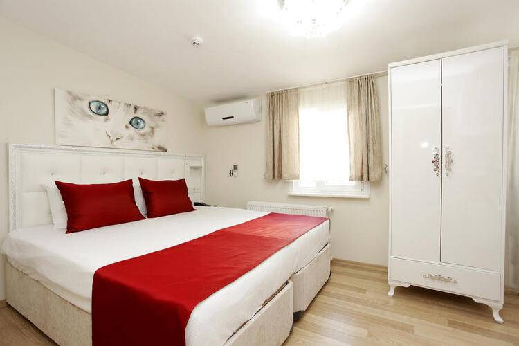 Горящий тур в Турцию — отель Taksim Istiklal Suites (Бейоглу)