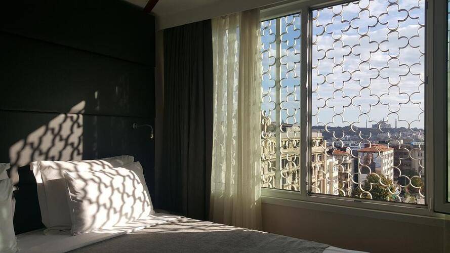 The Purl Hotel