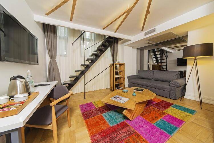 The Purl Hotel