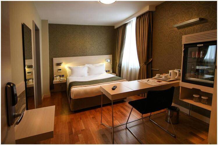 Troya Hotel