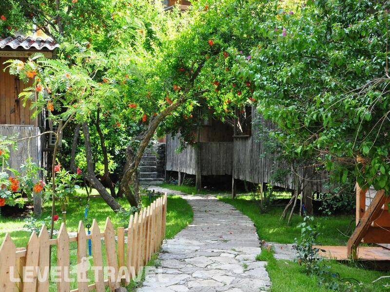 Фотография Turkmen Tree Houses