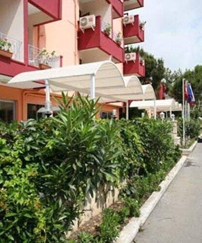 Umit Hotel