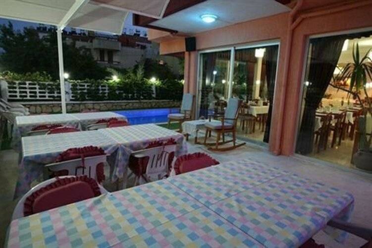 Umit Hotel
