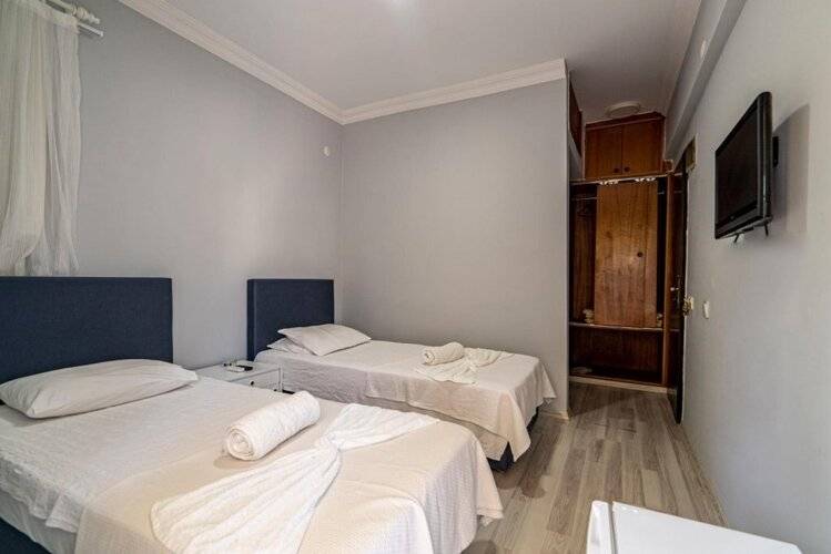 Umit Hotel