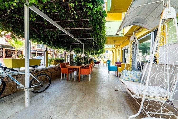 Umit Hotel
