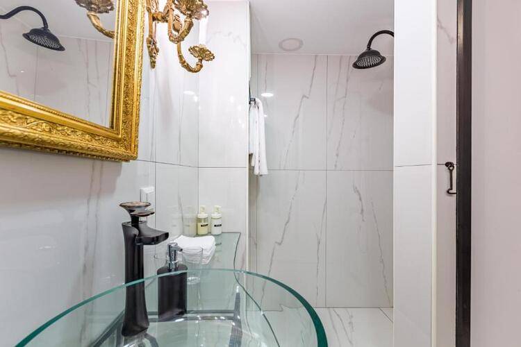 Villa Pera Suite Hotel
