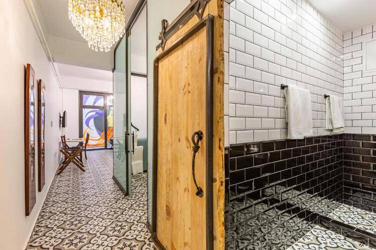 Villa Pera Suite Hotel