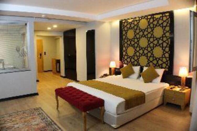 Vvr Hotel