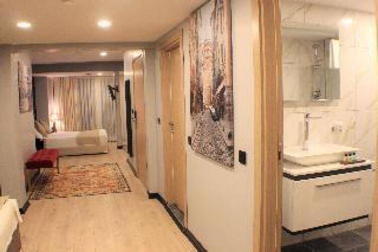 Vvr Hotel