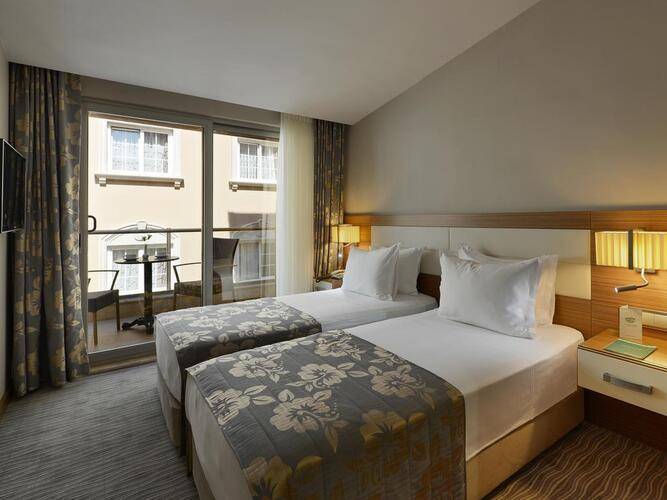 Yasmak Comfort Hotel