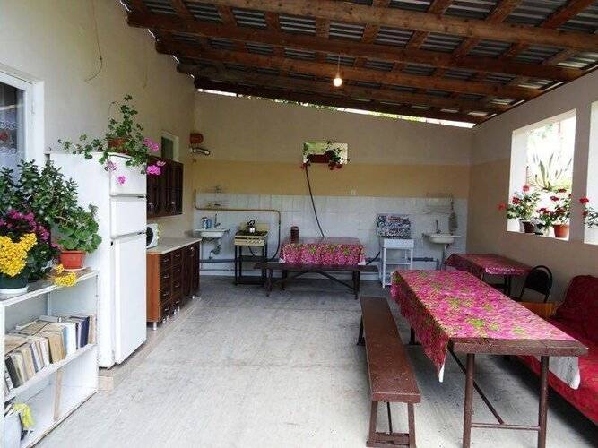 Guest House Almari