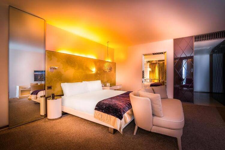 So Sofitel St. Petersburg