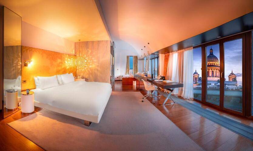 So Sofitel St. Petersburg