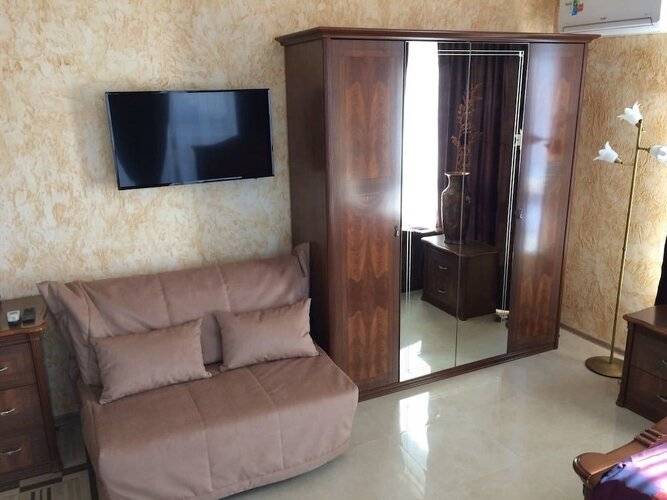 Апартаменты 18 На Камышовой 41