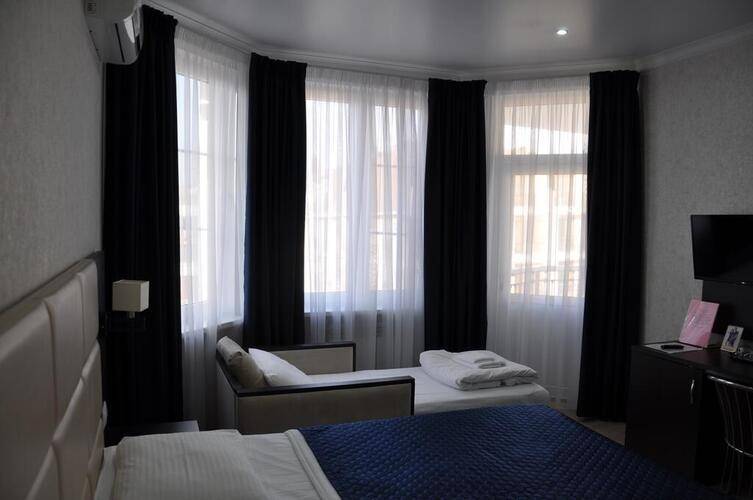 Blue Marine Hotel