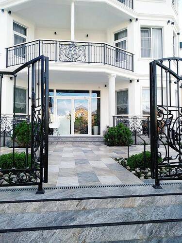 Blue Marine Hotel