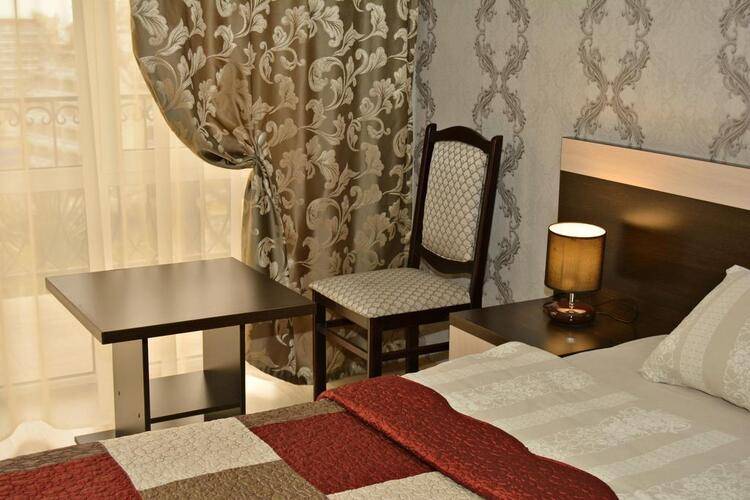 Loo De Luxe