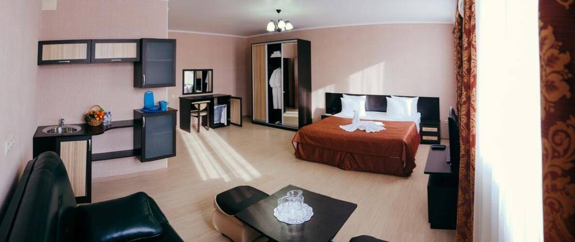 Отель Андрианова