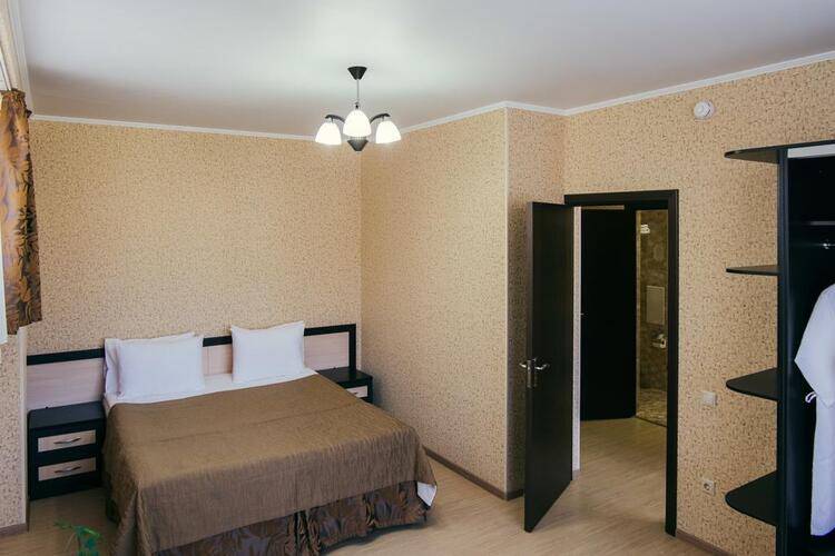 Отель Андрианова