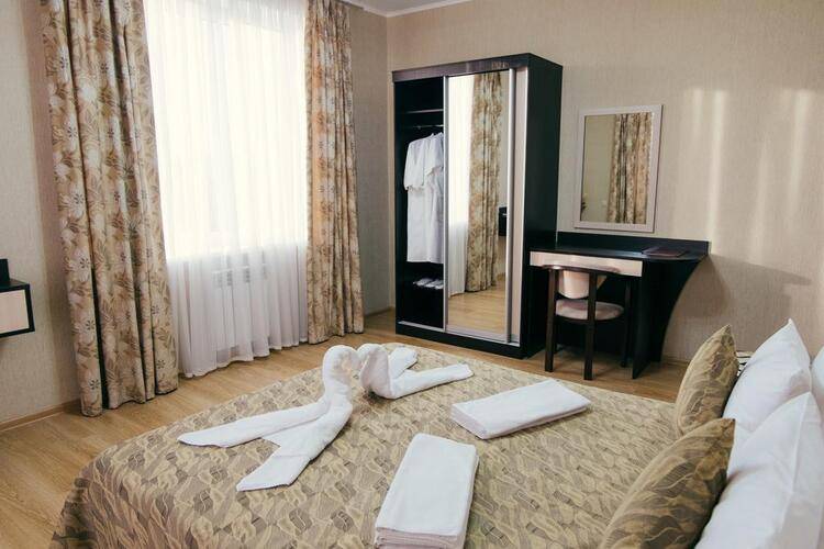 Отель Андрианова