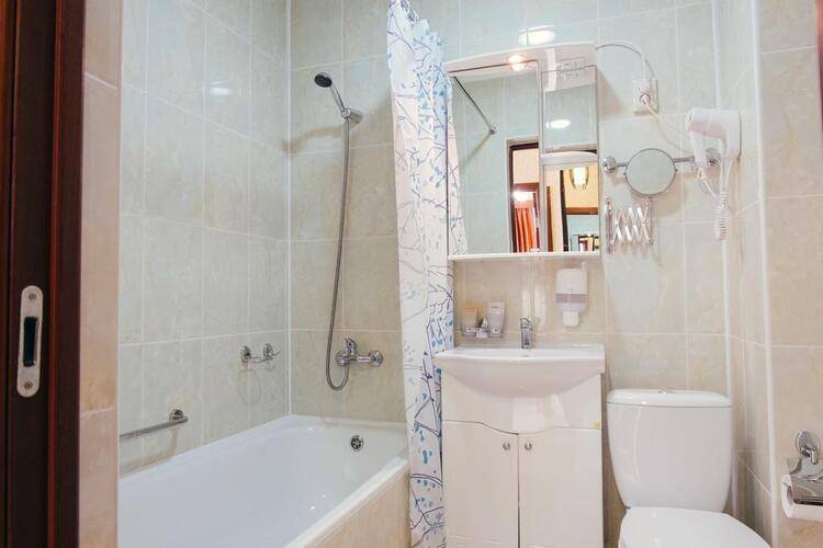 Отель Андрианова