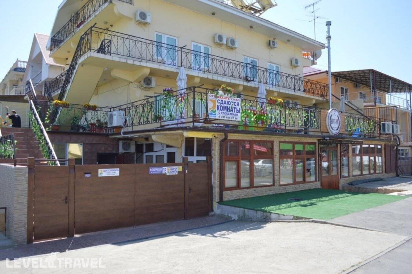 фотографии отеля Гостевой Дом На Таврической в Россия(Имеретинский курорт) - фото №1