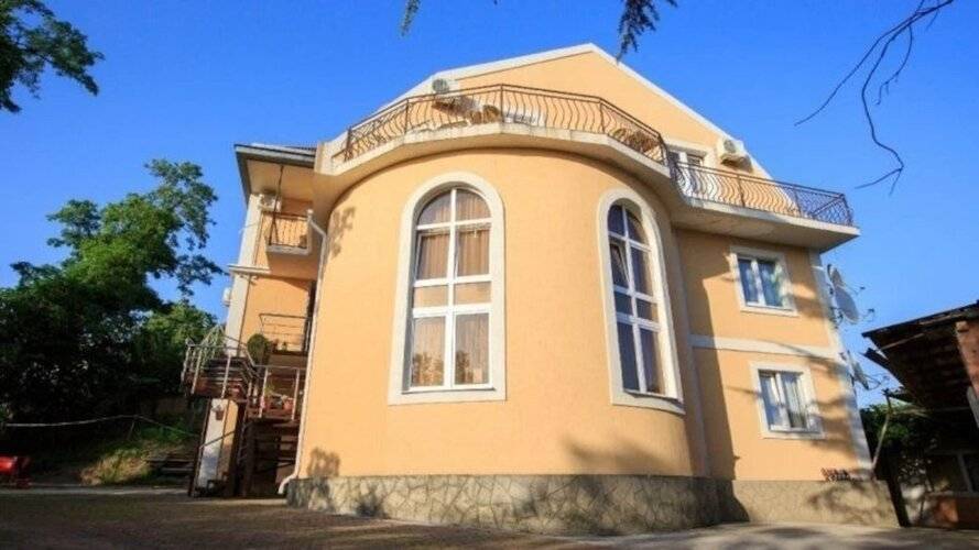 Отель Виноград
