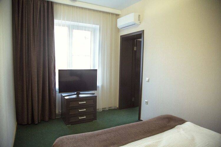 V&V Hotel