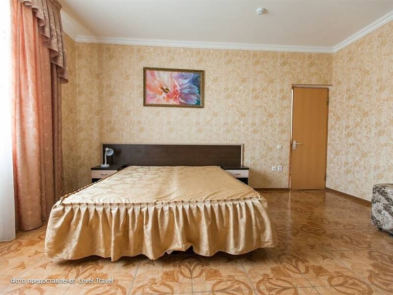 Фотография Отель Дельфин