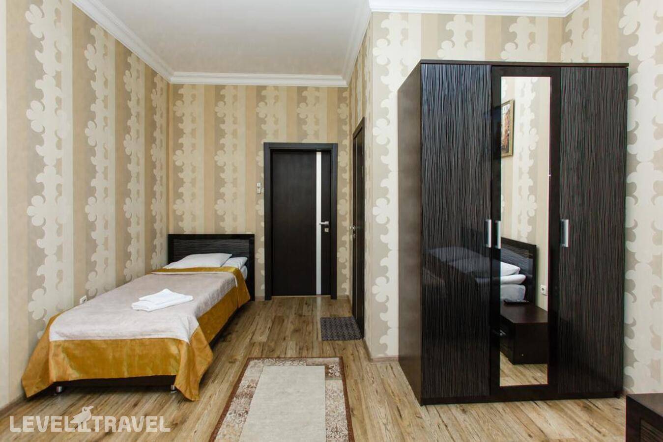 Изображение отеля 8