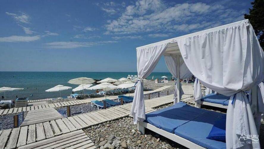 Отель Каролина