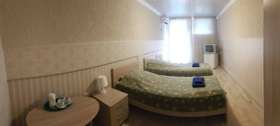 Отель Солнце