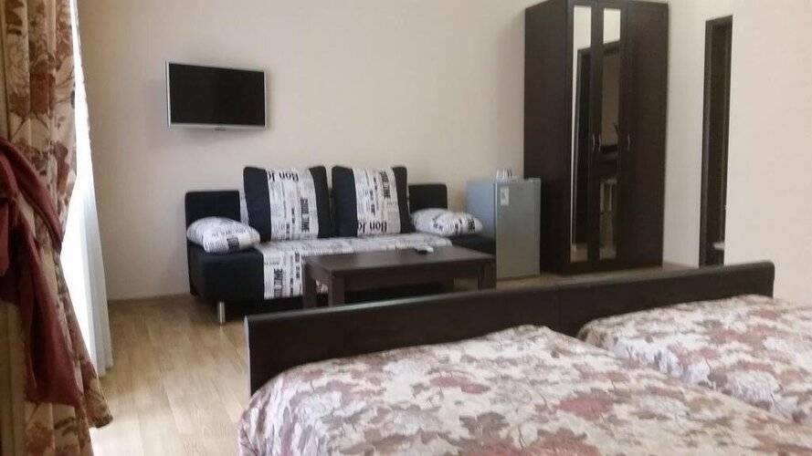 Апартаменты У Реки