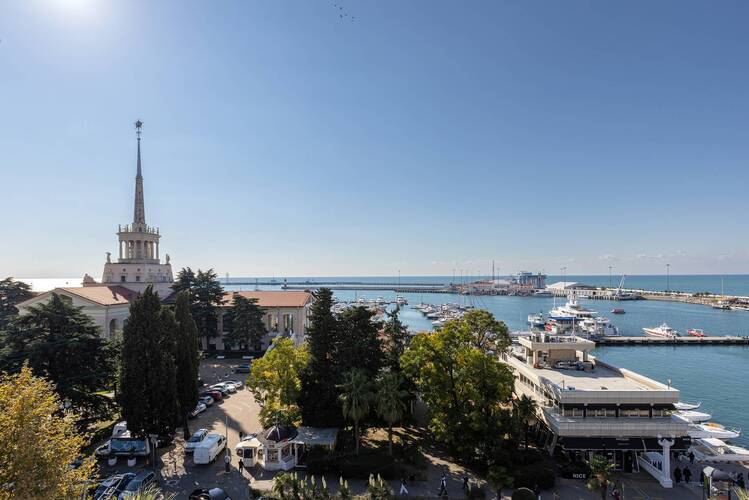 Отель Марина Яхт (Marina Yacht)