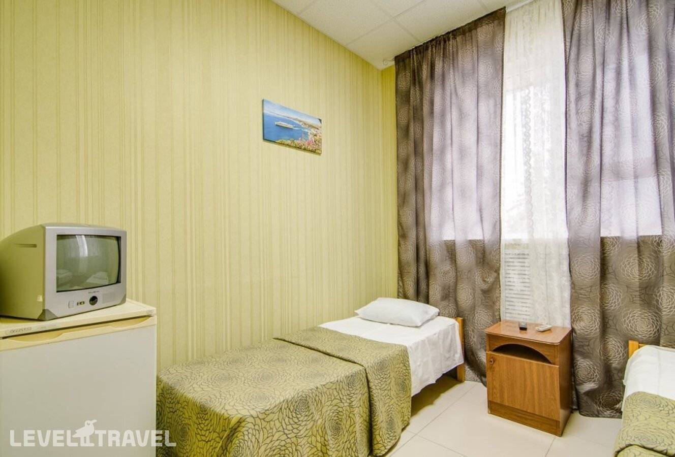 Изображение отеля 8