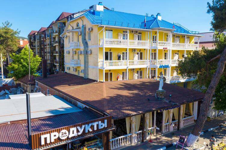 Отель Афина