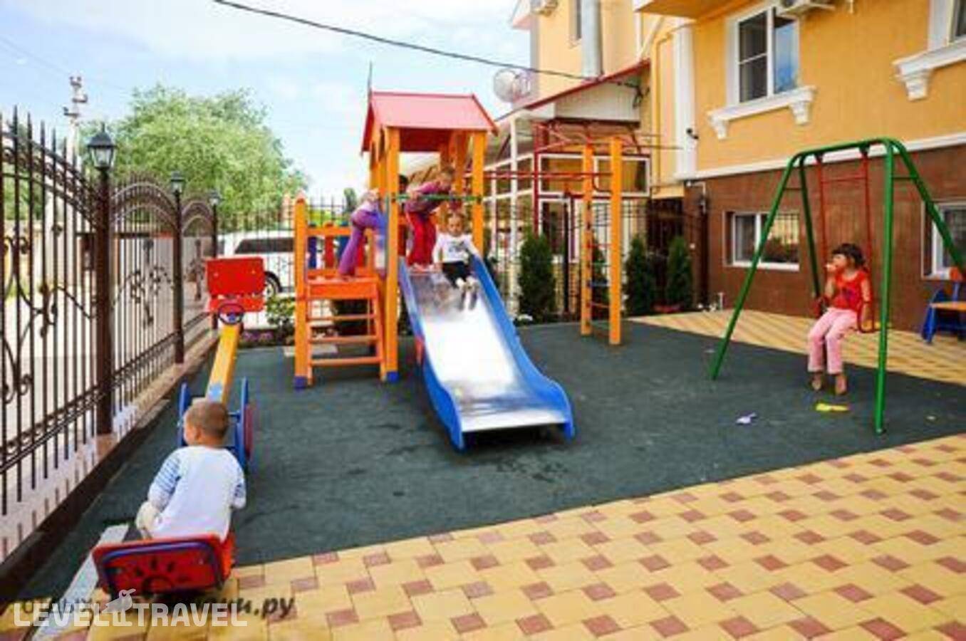 Изображение отеля 8