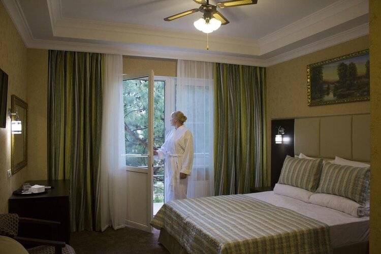 Антонио Каса (Antonio Casa)
