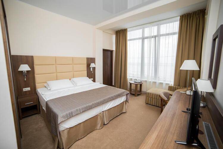 Sunrise Hotel