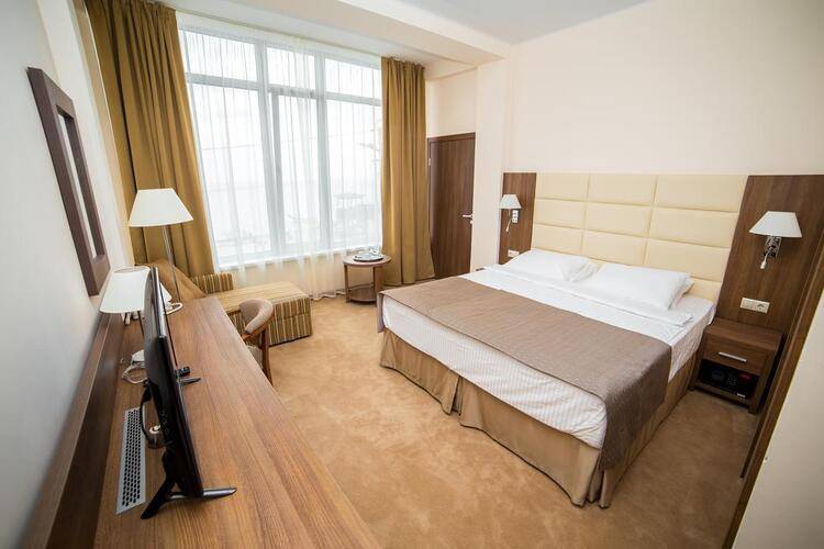 Sunrise Hotel