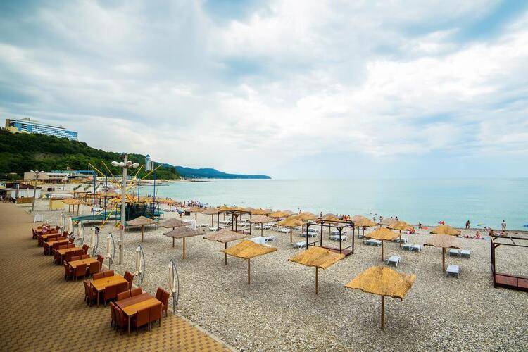Sunrise Hotel