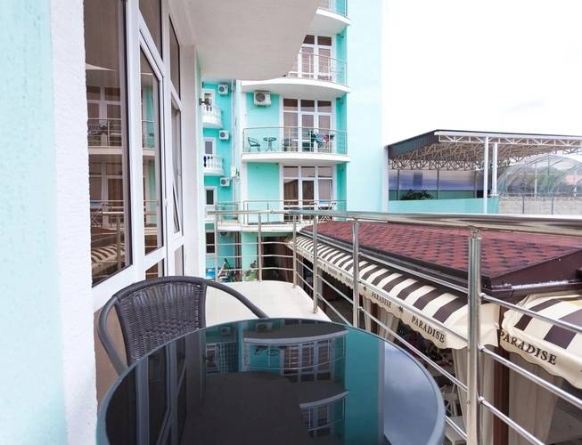 Paradise Hotel