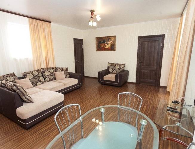 Paradise Hotel