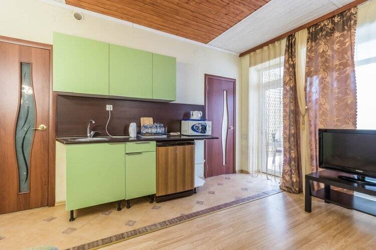 Отель Антонида