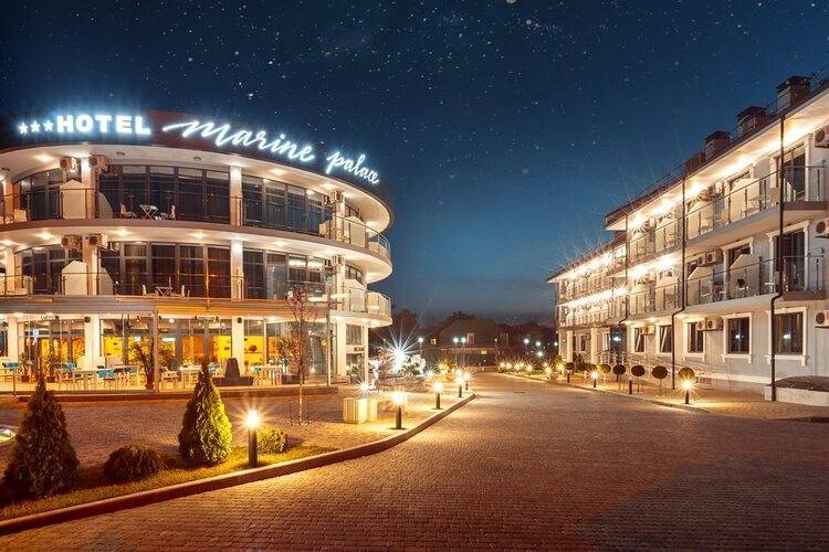 Bomo Marine Palace