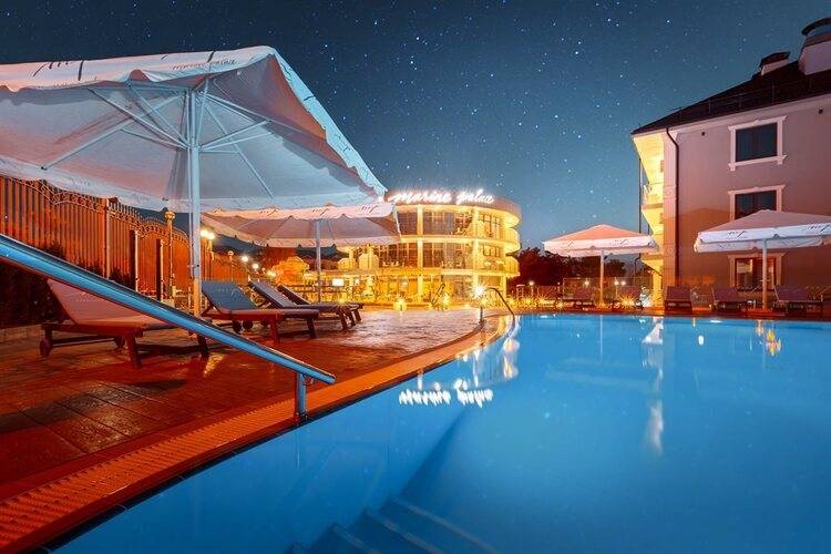 Bomo Marine Palace