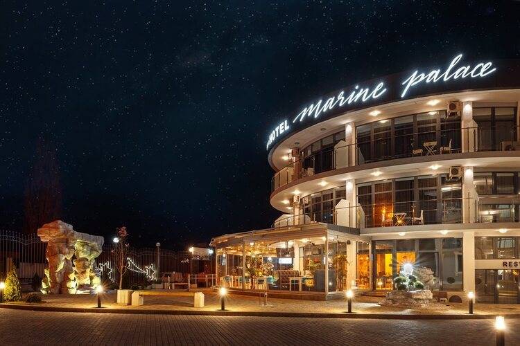 Bomo Marine Palace