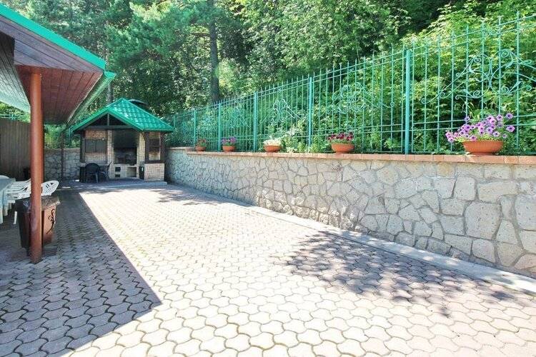 Отель Беркут