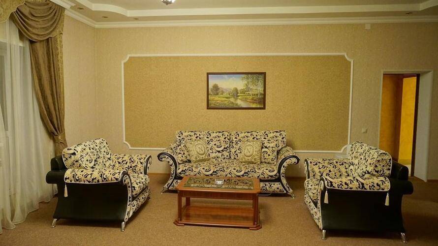 Grand Hotel
