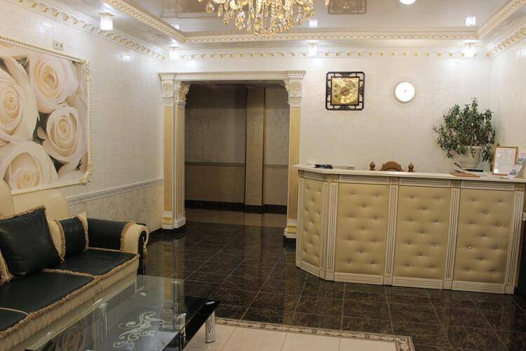 Отель Бостан